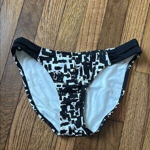 Joe Fresh Black and White Bikini Bottom